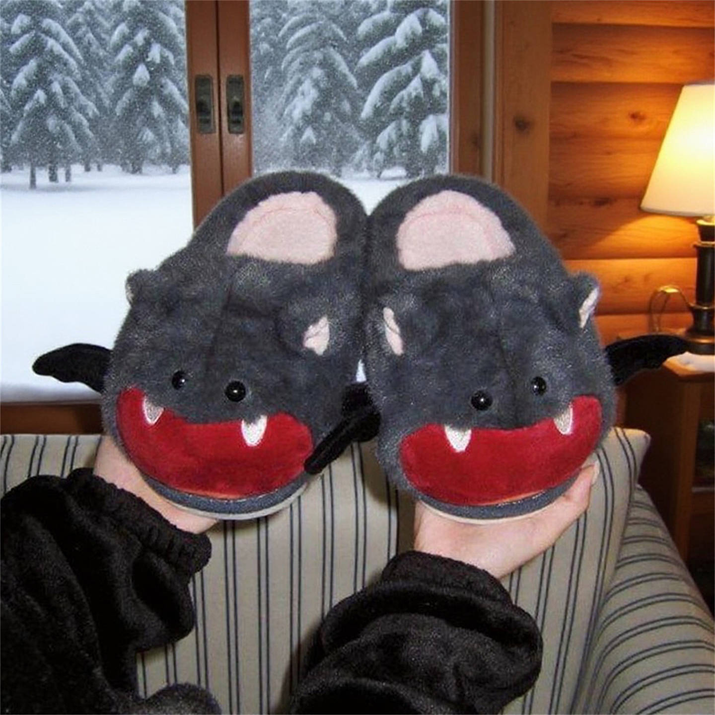 Halloween Bat Plush Slippers W - Sewing House reseña y precio