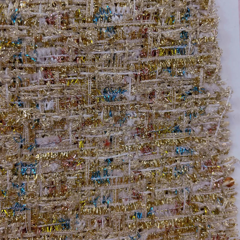 Gold Wire and Sequin Yarn-Dyed - Sewing Tweed reseña y precio