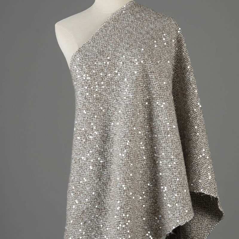 Light Grey With Sequin Yarn-Dy - Sewing Tweed reseña y precio